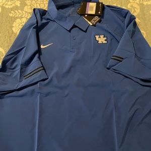 Men’s Official On Field Apparel by Nike University of Kentucky shirt size XXXL.